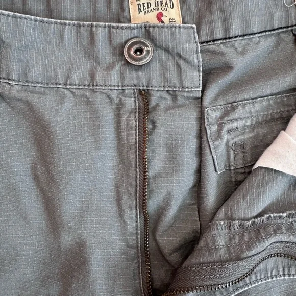 REDHEAD ~ Men’s Straight Leg Gray Cargo Utility Pants w/Zipper Fly size 33 x 32 - Picture 5 of 8